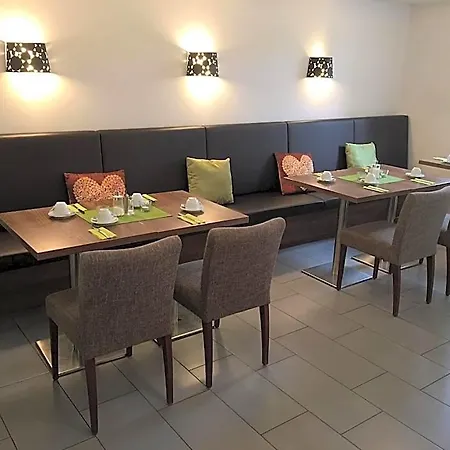 酒店 Stadthotel Bernstein