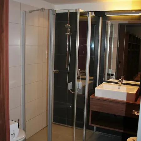 酒店 Stadthotel Bernstein