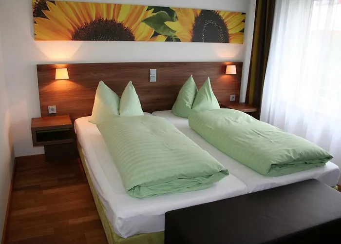 Hotel Stadthotel Bernstein 3*