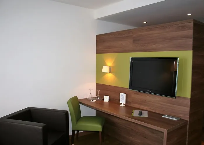 Ξενοδοχείο Stadthotel Bernstein 3*